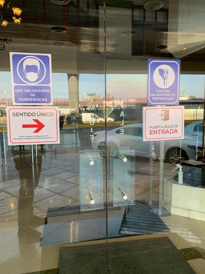 מונטריי Fastos Hotel מראה חיצוני תמונה