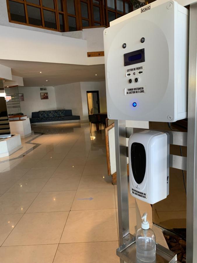 מונטריי Fastos Hotel מראה חיצוני תמונה