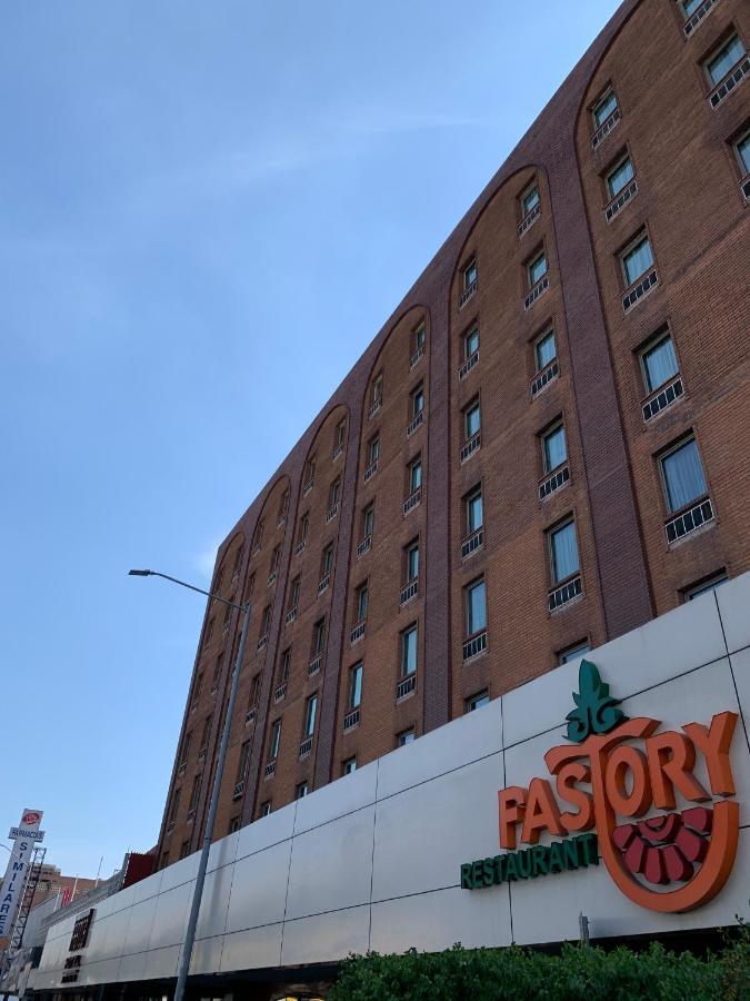 מונטריי Fastos Hotel מראה חיצוני תמונה