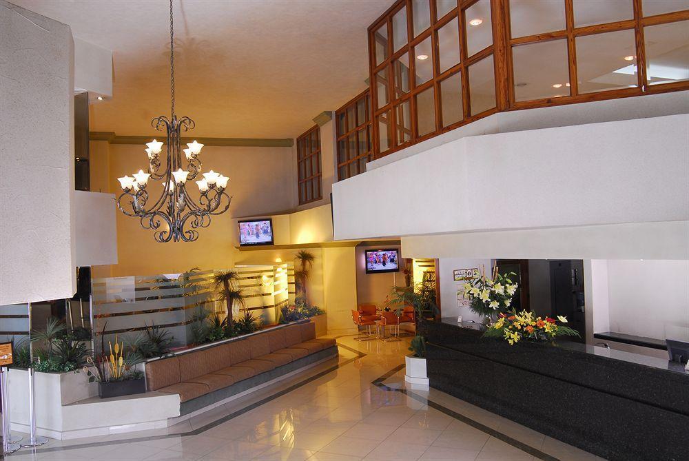מונטריי Fastos Hotel מראה חיצוני תמונה