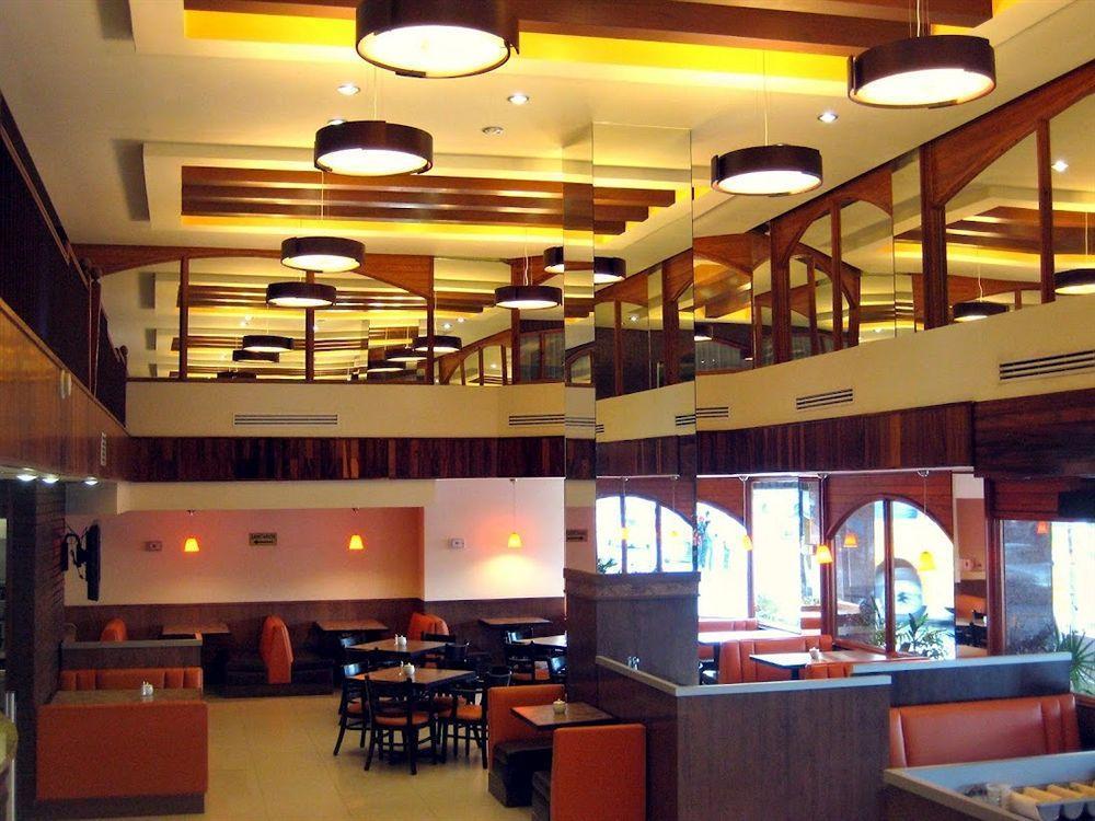 מונטריי Fastos Hotel מראה חיצוני תמונה