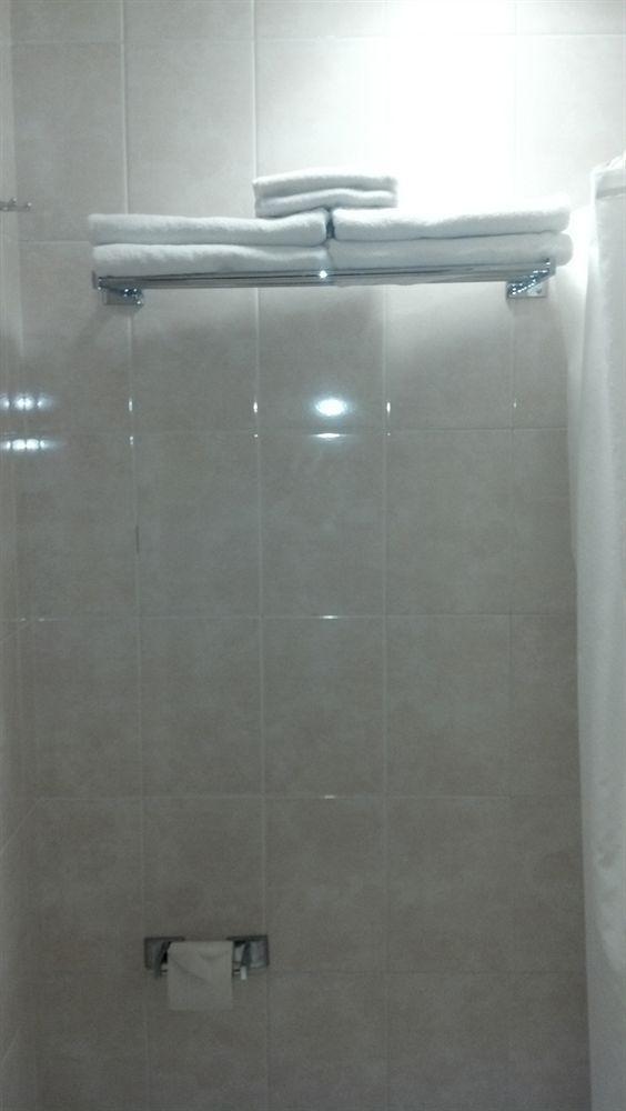 מונטריי Fastos Hotel מראה חיצוני תמונה